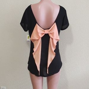NWT Black blouse with Peach bow SZ XL